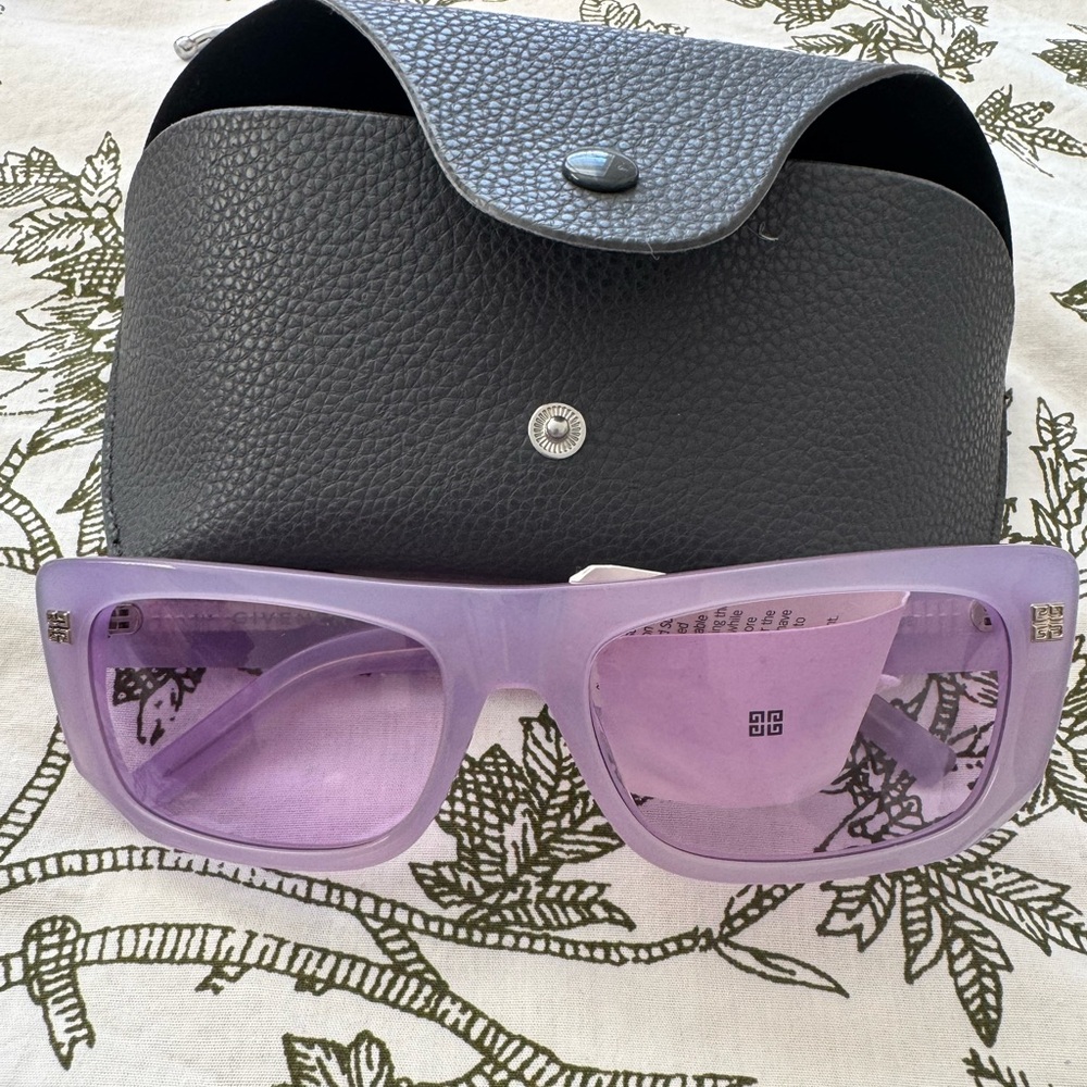NWT Givenchy Violet Rectangle Sunglasses NWT - image 2